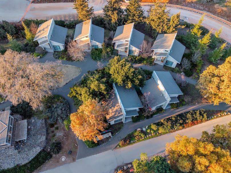 Ein Zivan Village Resort Bagian luar foto