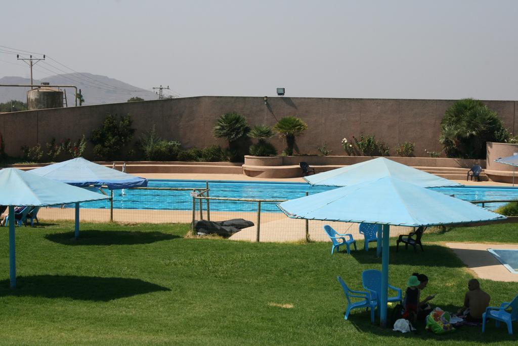 Ein Zivan Village Resort Bagian luar foto
